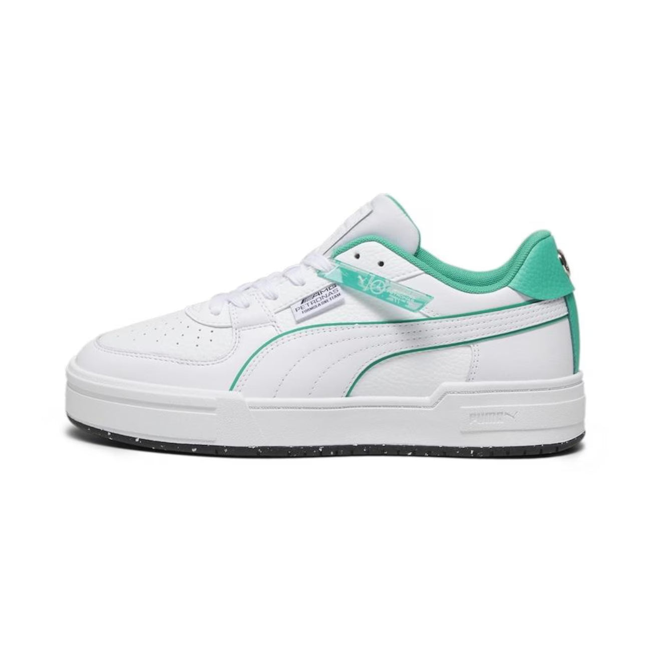 O Puma Petronas Motorsport Court White
